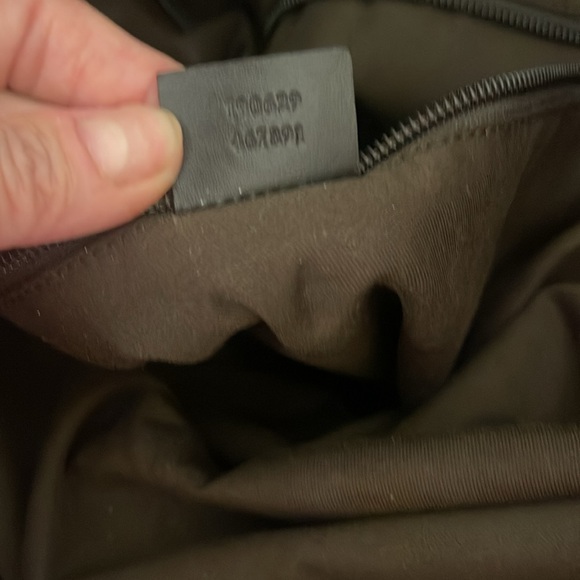 Gucci large travel bag. - Picture 7 of 8
